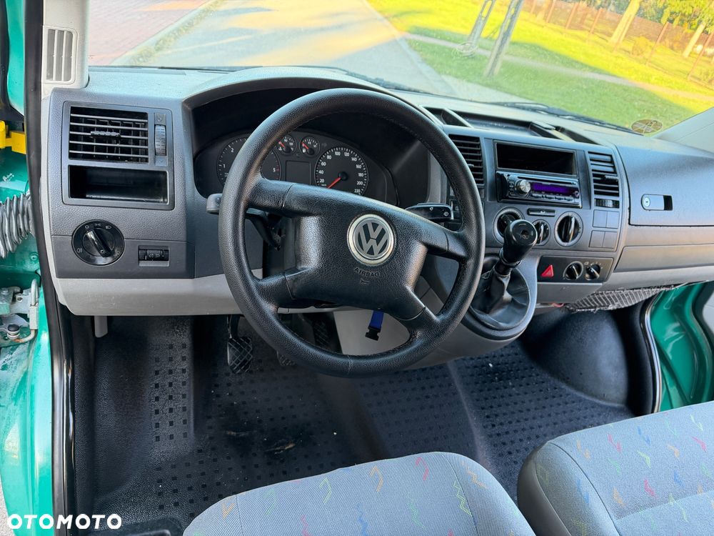 Volkswagen Transporter - 29