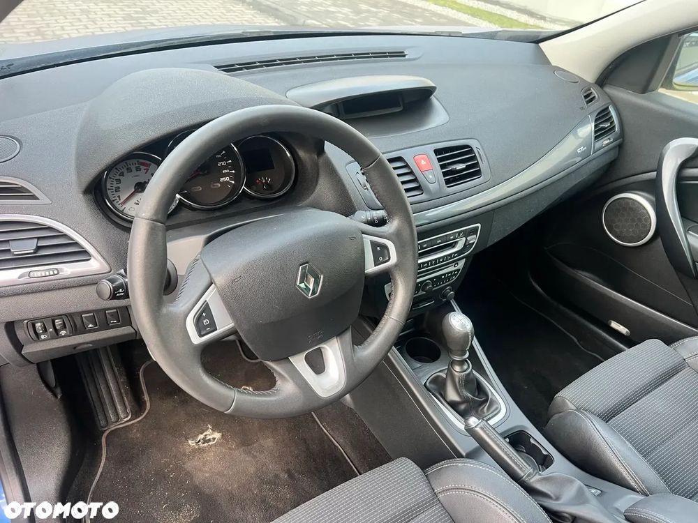Renault Megane 1.4 16V TCE Bose Edition - 6