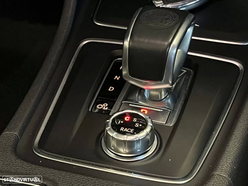 Mercedes-Benz CLA 45 AMG 4Matic Speedshift 7G-DCT Night Edition - 37