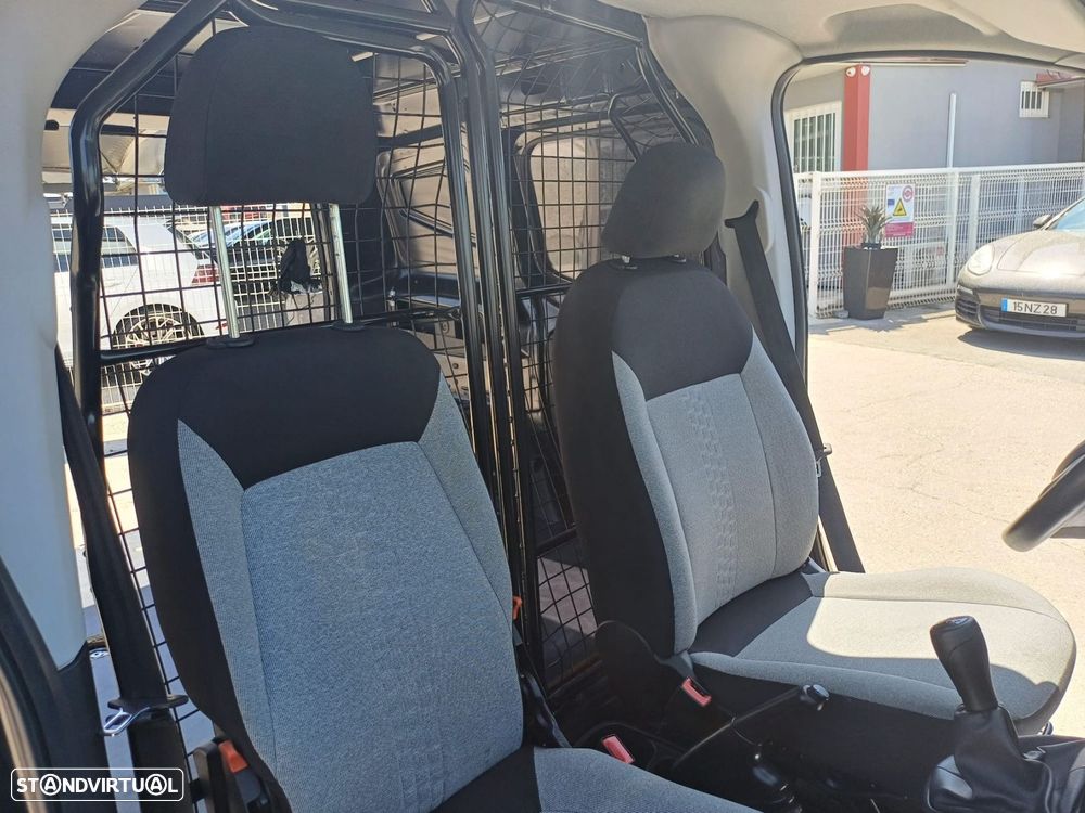 Fiat Fiorino 1.3 M-jet - 26