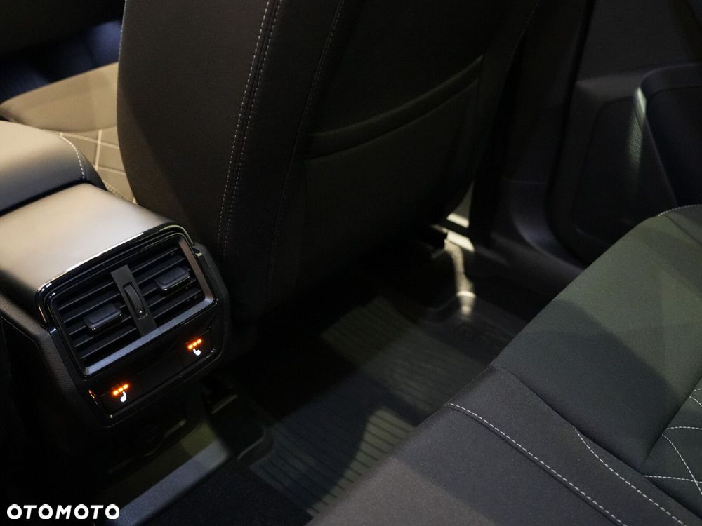 Skoda Karoq - 38