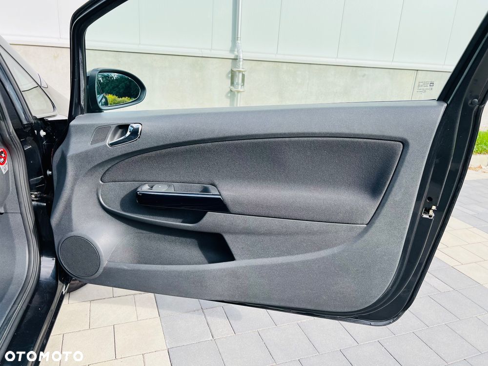 Opel Corsa 1.4 T Color Edition S&S - 26