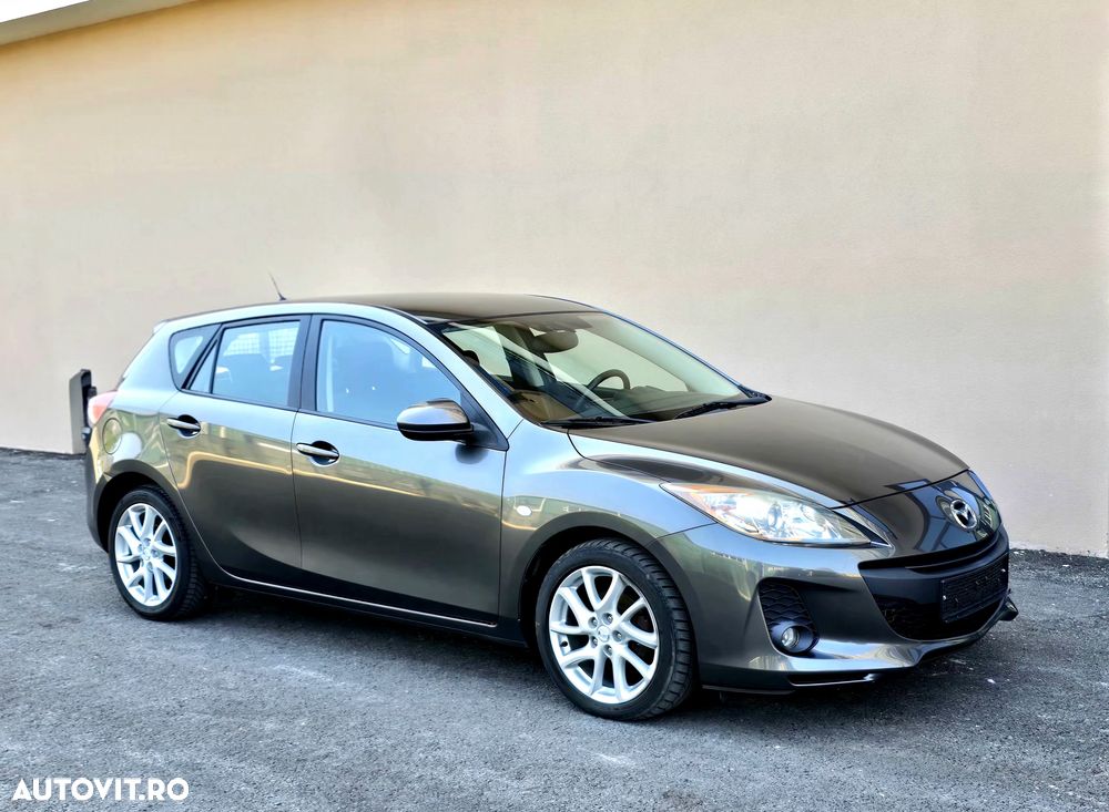 Mazda 3 - 9