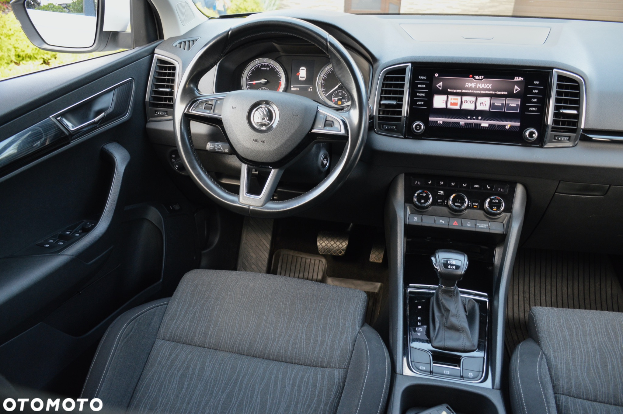 Skoda Karoq 2.0 TDI SCR 4x4 DSG Ambition - 19