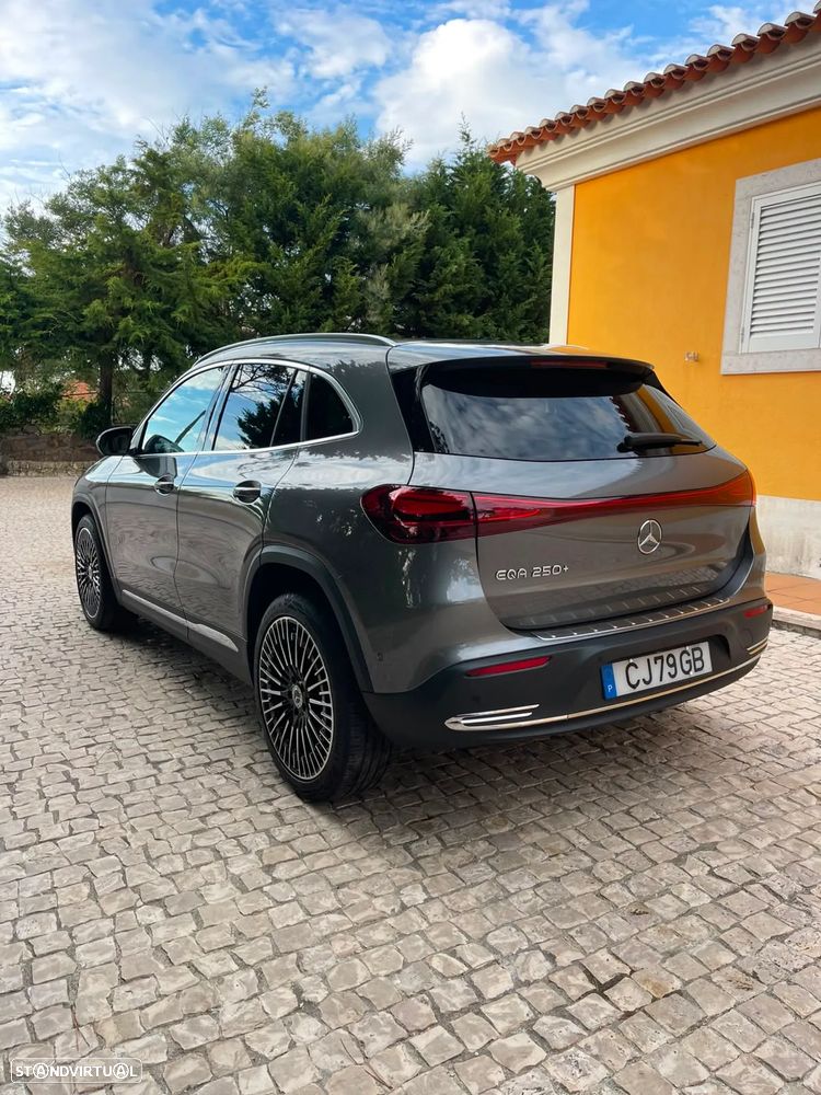 Mercedes-Benz EQA 250+ - 4