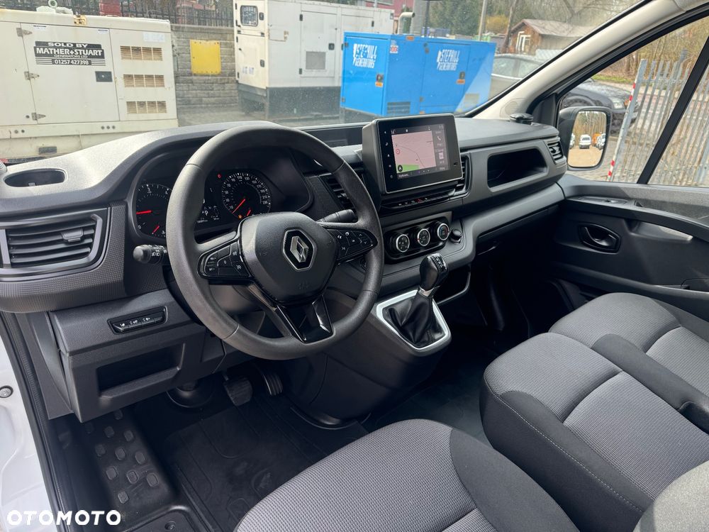 Renault Trafic - 18