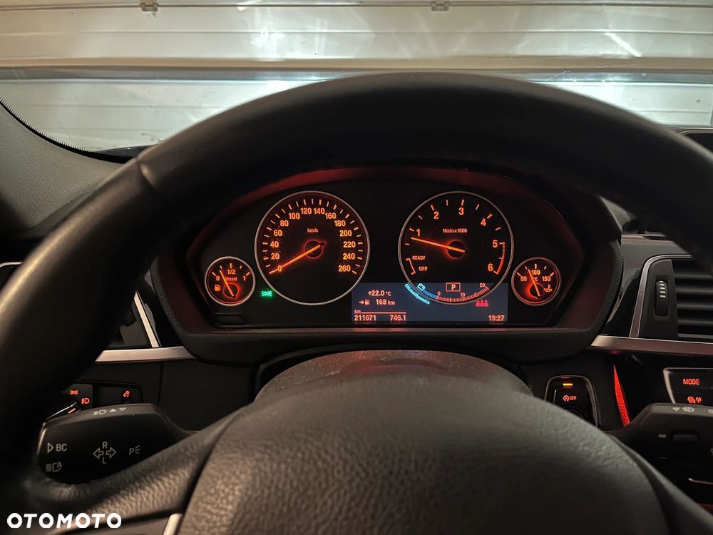 BMW Seria 3 318d Advantage - 7