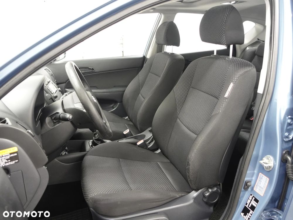 Hyundai i30 1.4 Blue Classic - 19