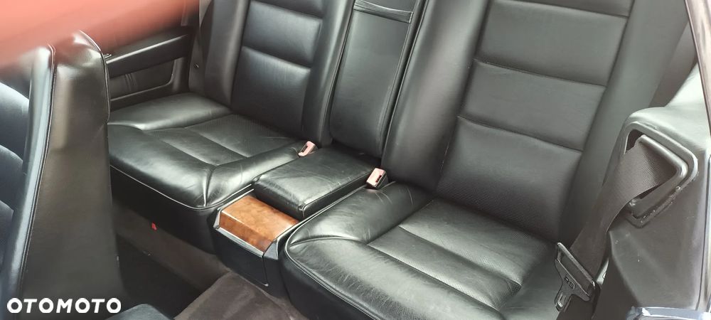 Mercedes-Benz W124 (1984-1993) - 12