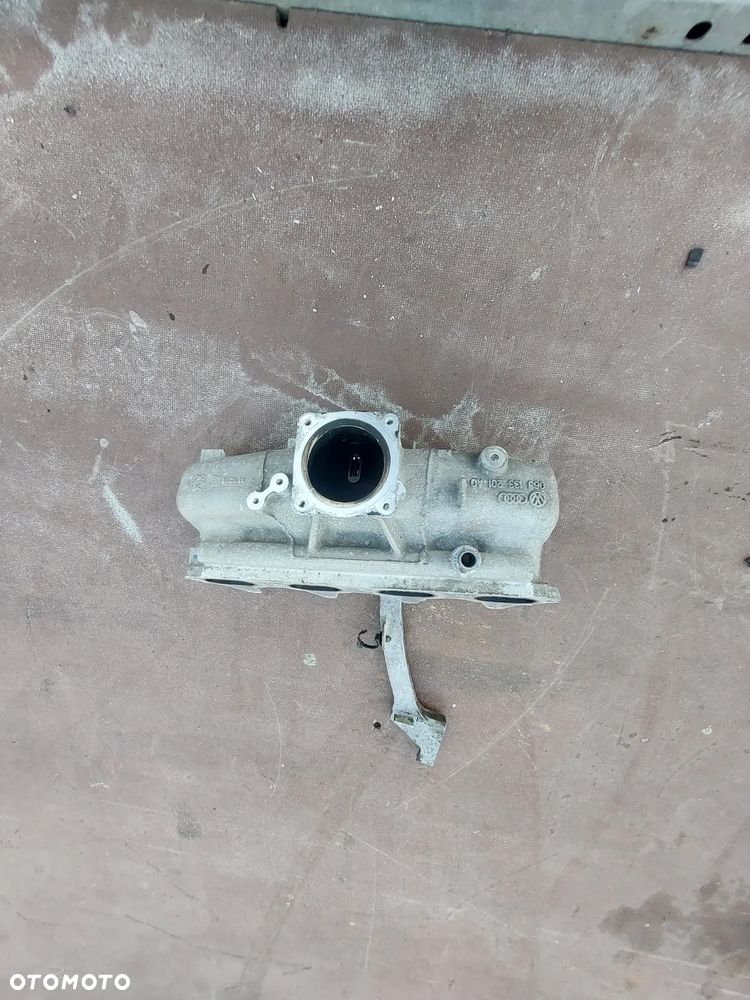 Kolektor ssący vw t5 t6 2.0tsi uszkodzony - 1