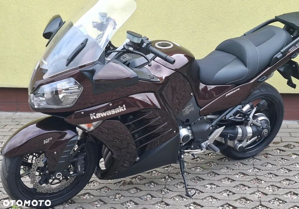 Kawasaki GTR - 2