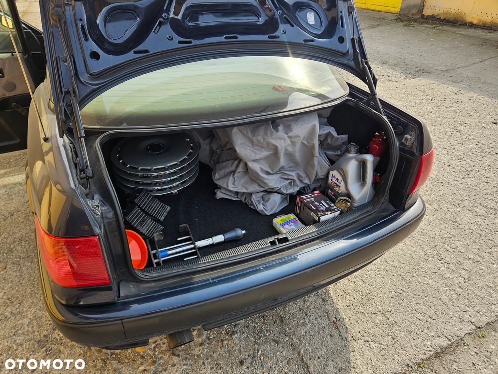 Audi 80 2.0 E - 20