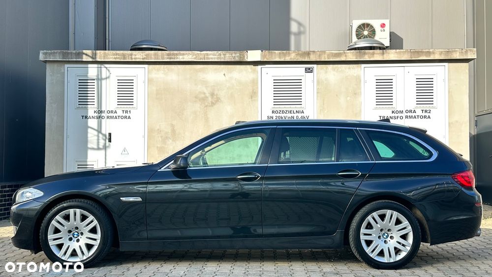 BMW Seria 5 525d xDrive Luxury Line - 8