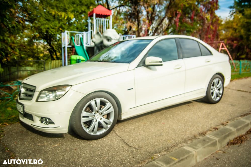 Mercedes-Benz C - 3