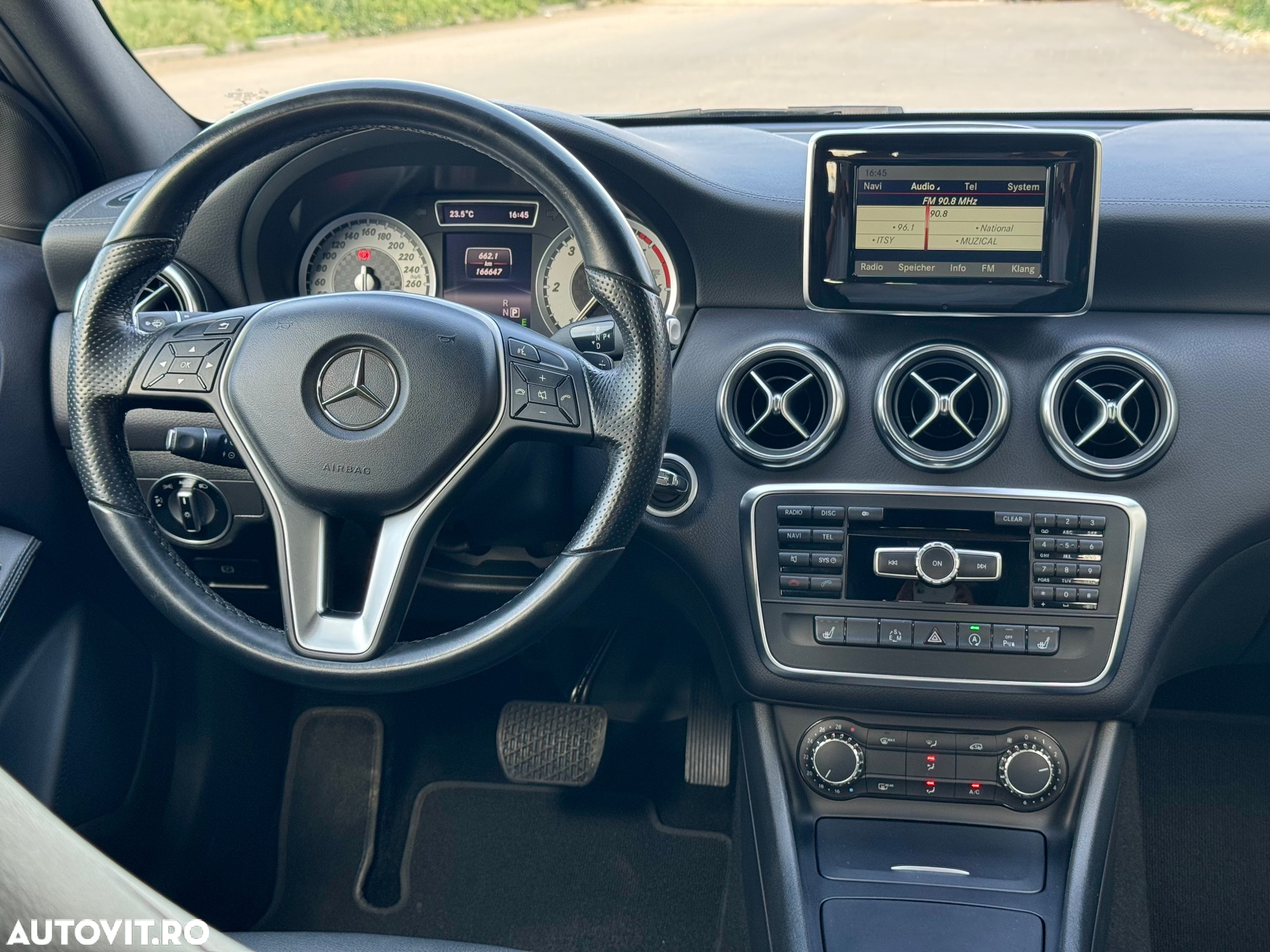 Mercedes-Benz A 180 CDI 7G DCT - 16
