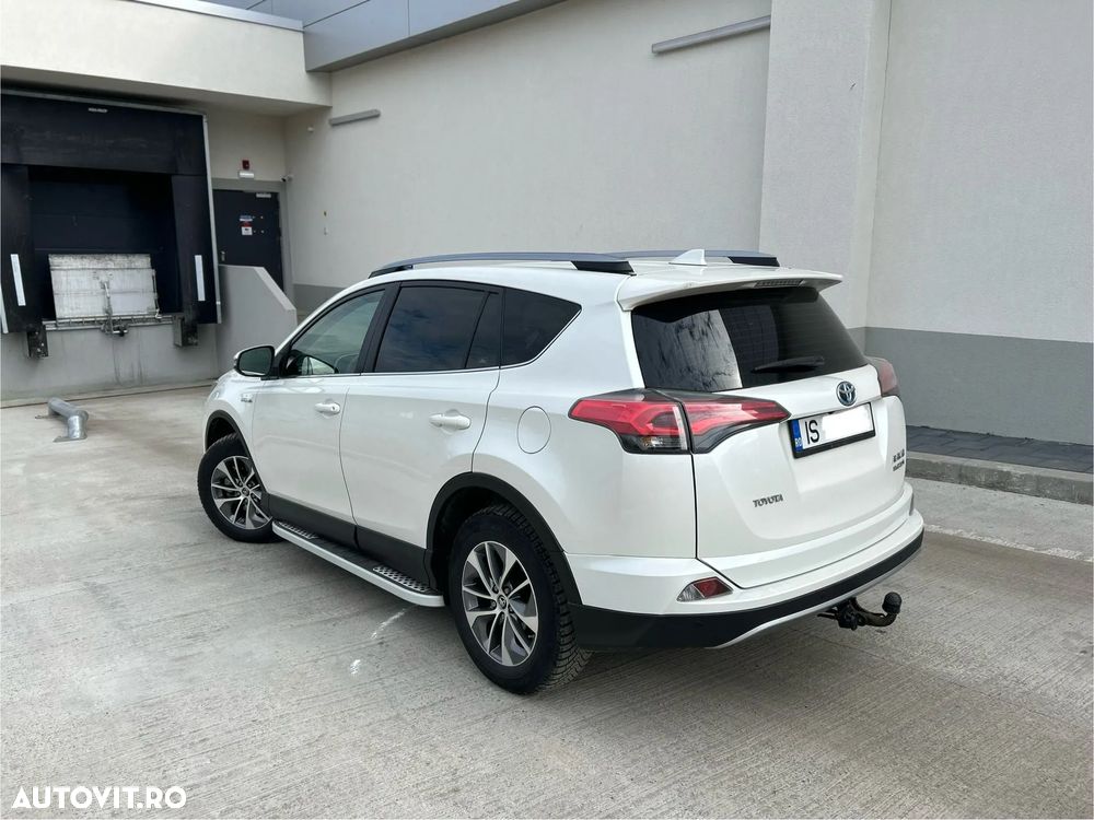 Toyota RAV4 - 7