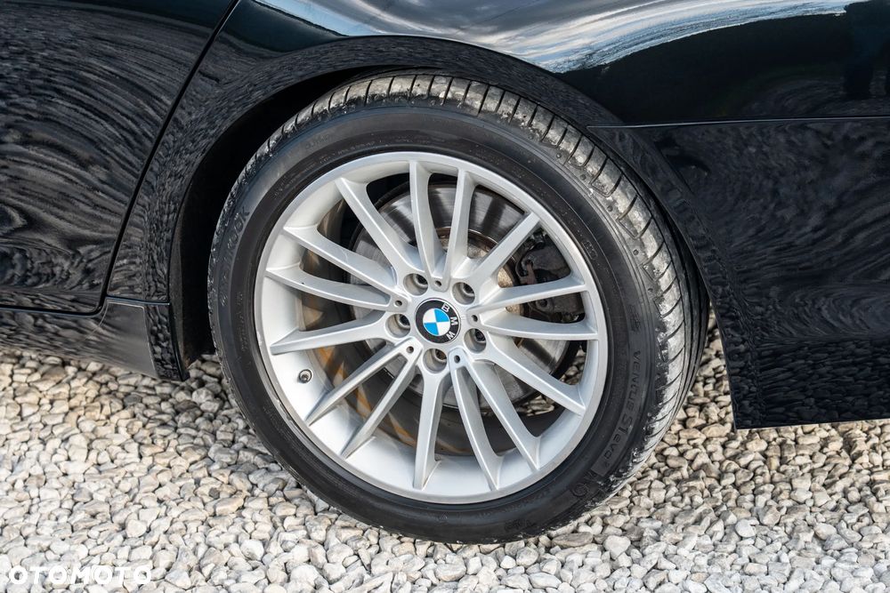 BMW Seria 7 730d xDrive - 13
