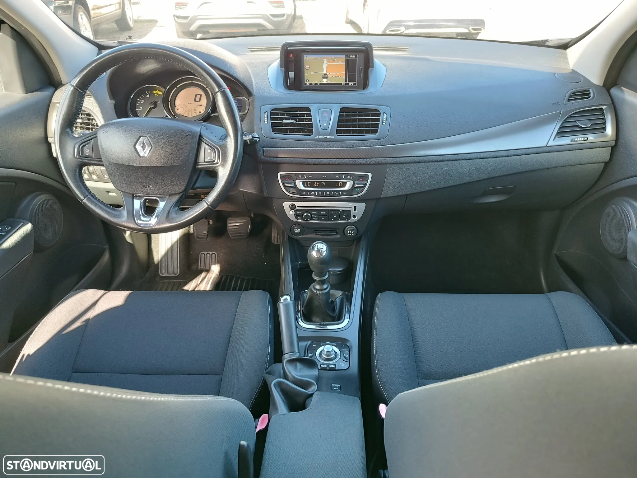 Renault Mégane Sport Tourer 1.5 dCi Dynamique - 12