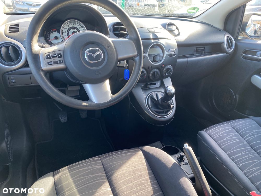Mazda 2 1.3 MZR Active - 2