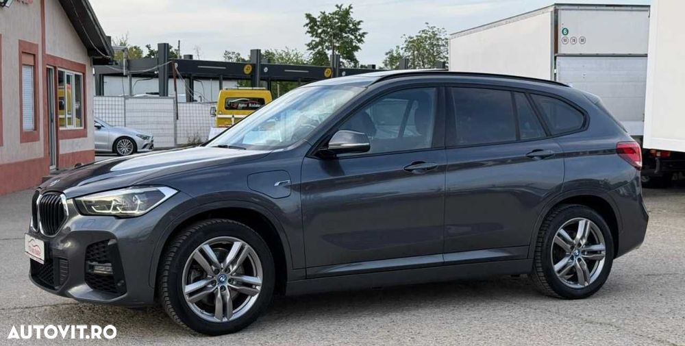 BMW X1 - 4