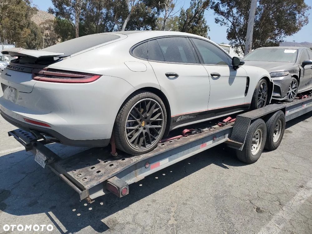 Porsche Panamera - 29