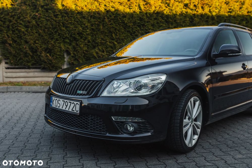 Skoda Octavia 2.0 TSI RS - 9
