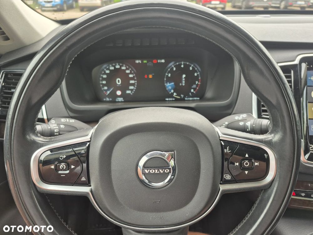 Volvo XC 90 T6 AWD Momentum 7os - 21