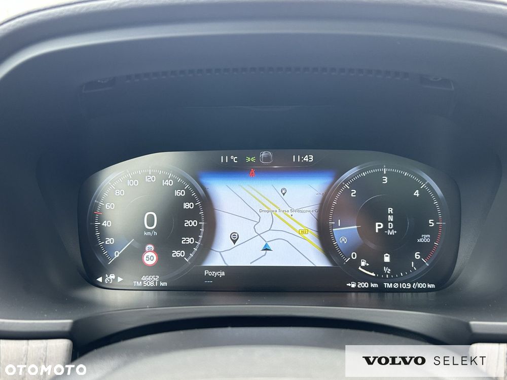 Volvo V90 Cross Country - 17