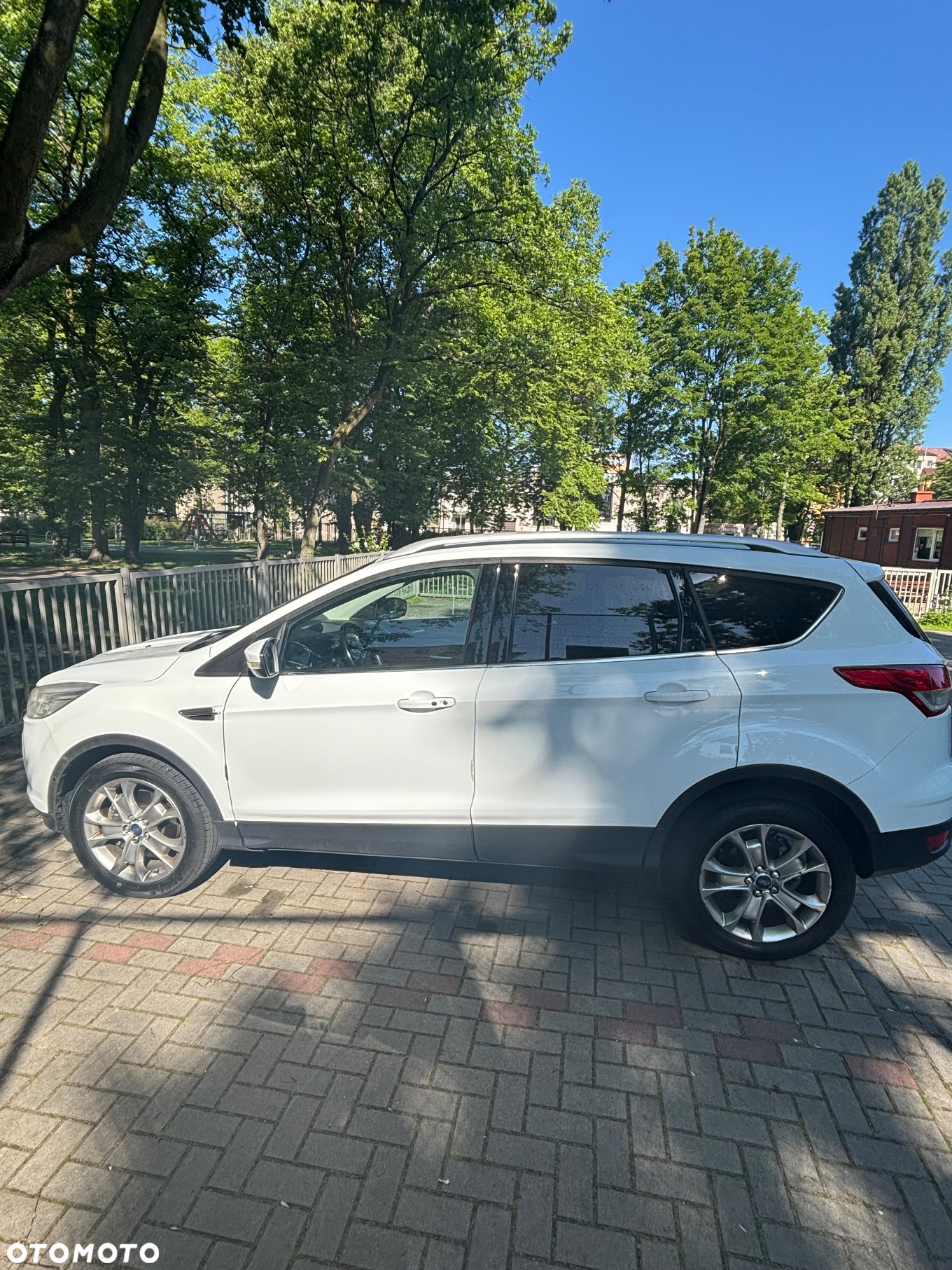 Ford Kuga 2.0 TDCi 4WD Titanium - 4