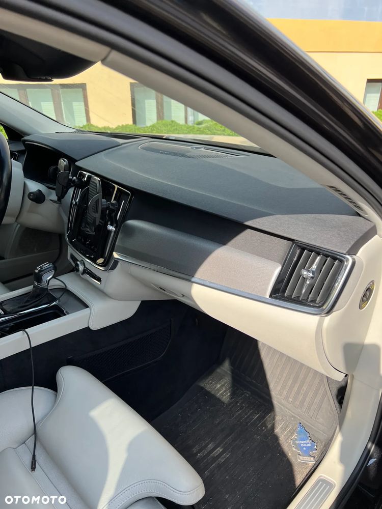 Volvo V90 Cross Country D5 SCR AWD - 19