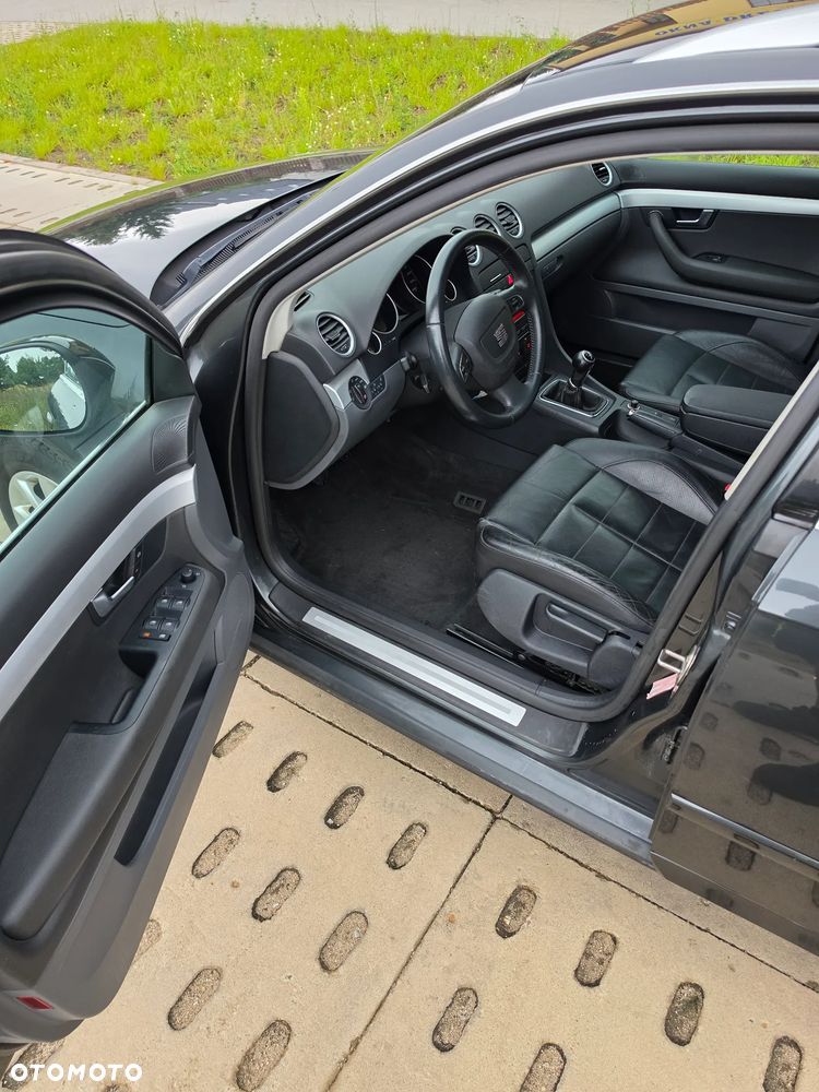 Seat Exeo 2.0 TDI DPF Style - 25