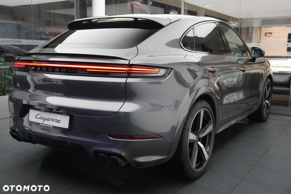 Porsche Cayenne - 13