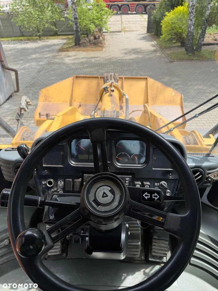 Caterpillar 962H - 8