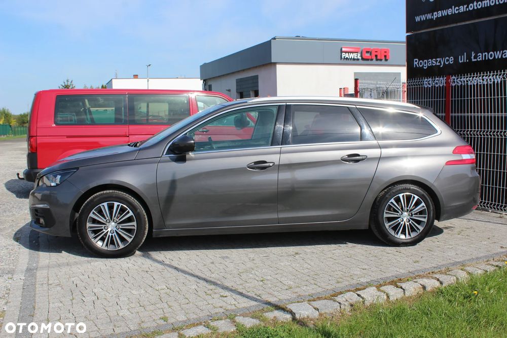 Peugeot 308 BlueHDi 130 EAT8 GT - 7
