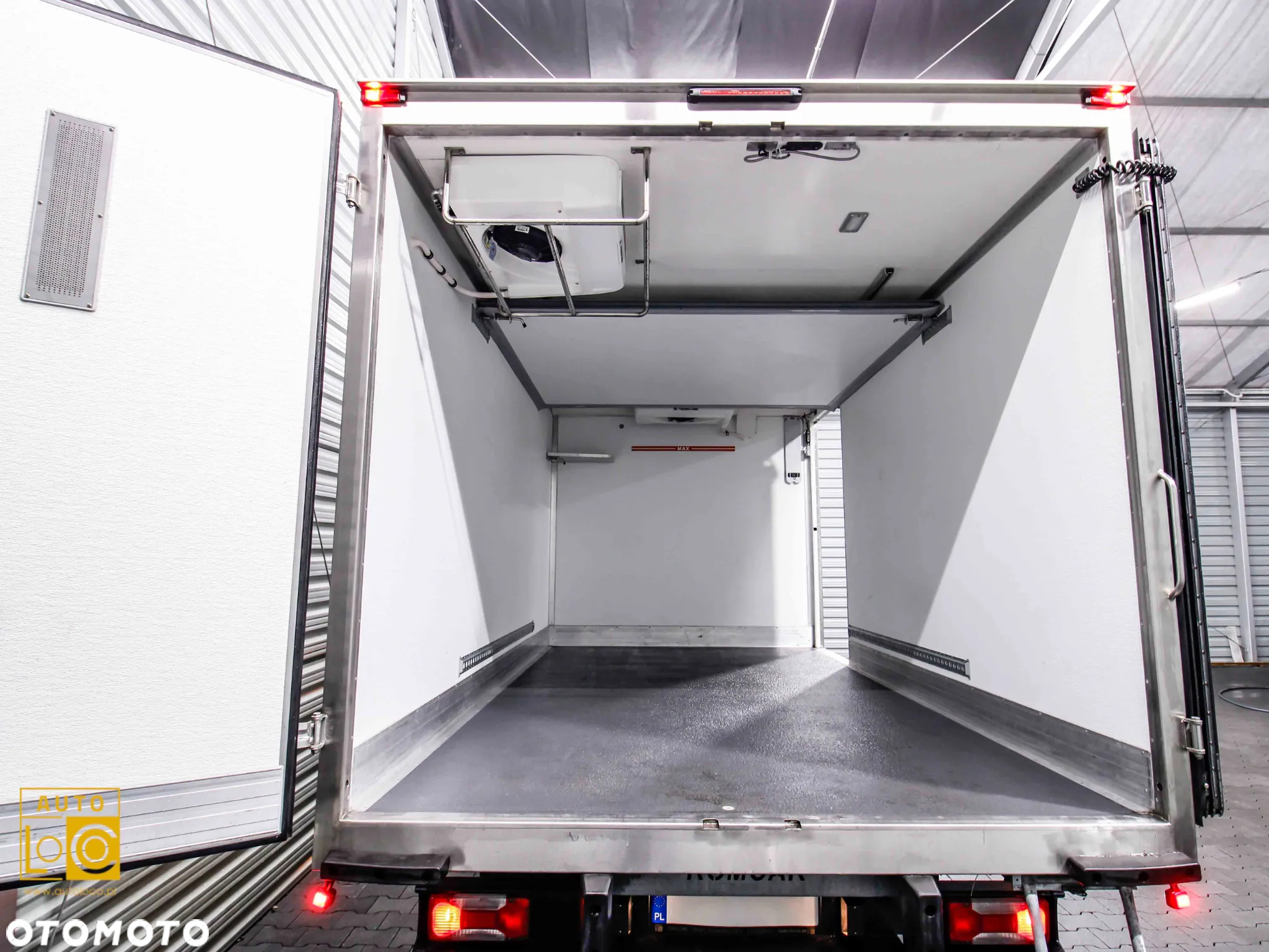 Iveco DAILY - 12