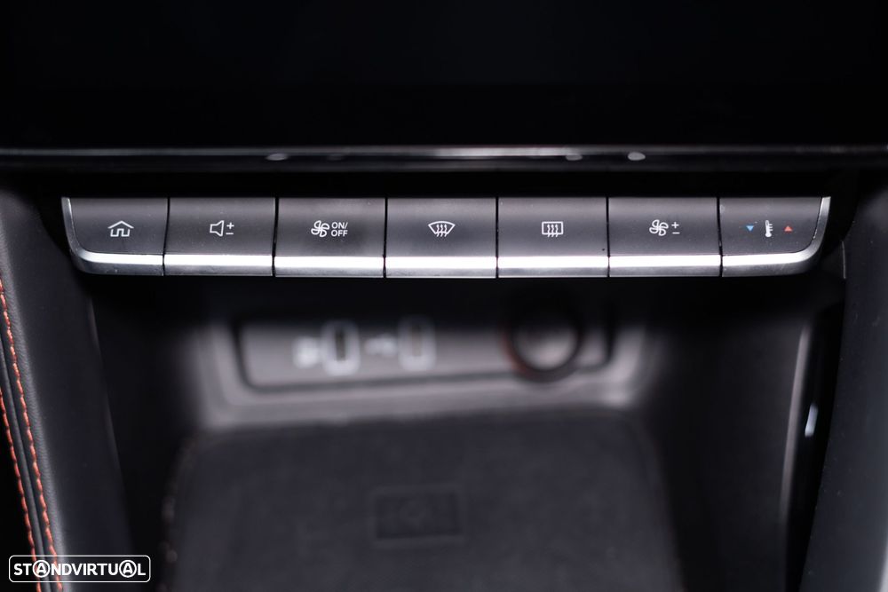 MG ZS EV 72.6 kWh Luxury - 40