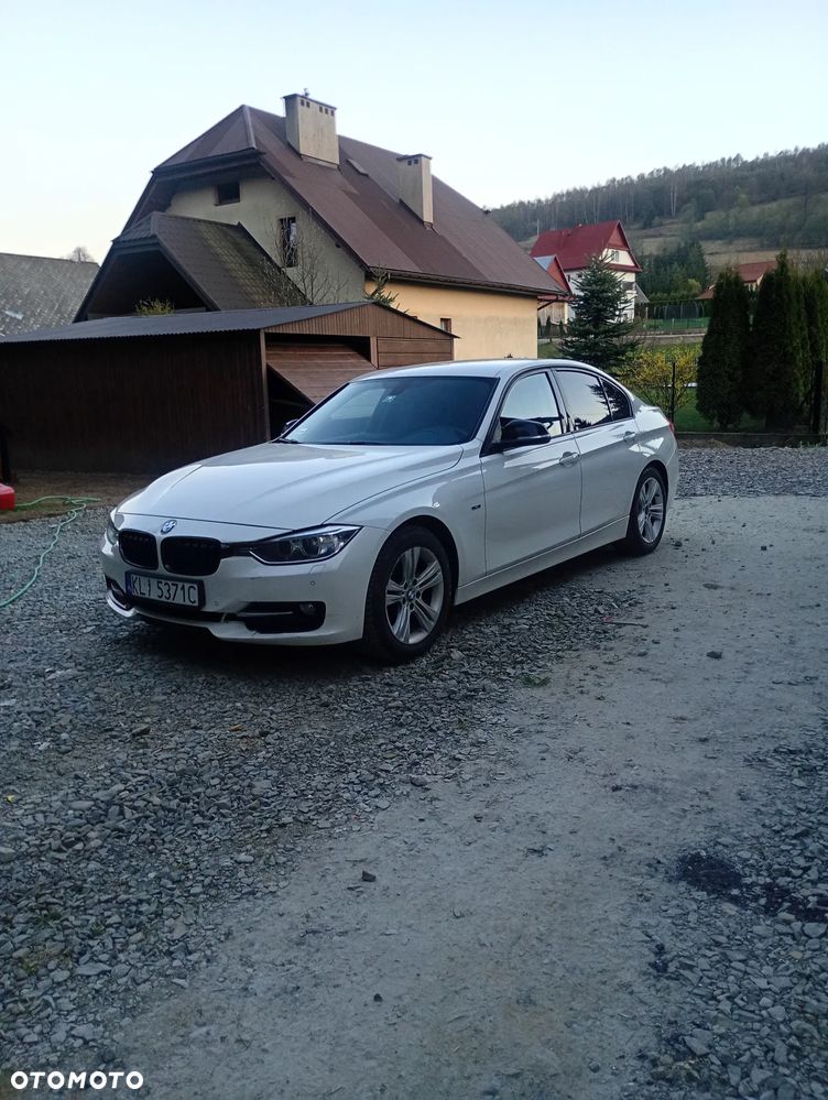 BMW Seria 3 320d - 16