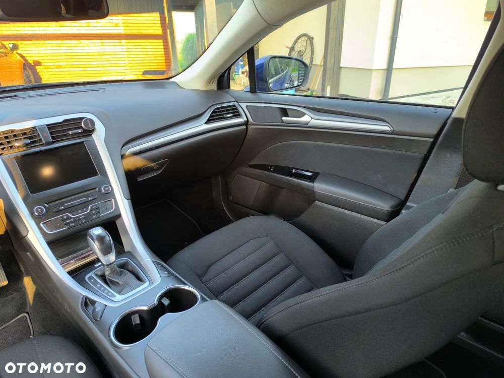Ford Mondeo 2.0 TDCi Titanium PowerShift - 10