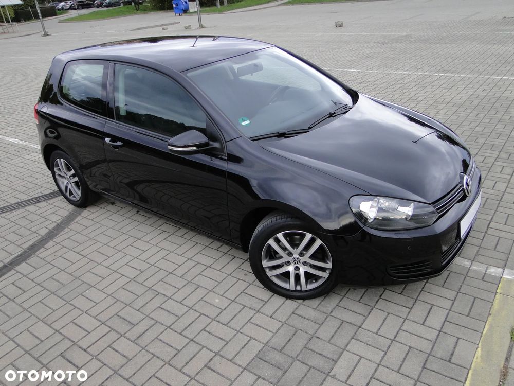Volkswagen Golf - 27