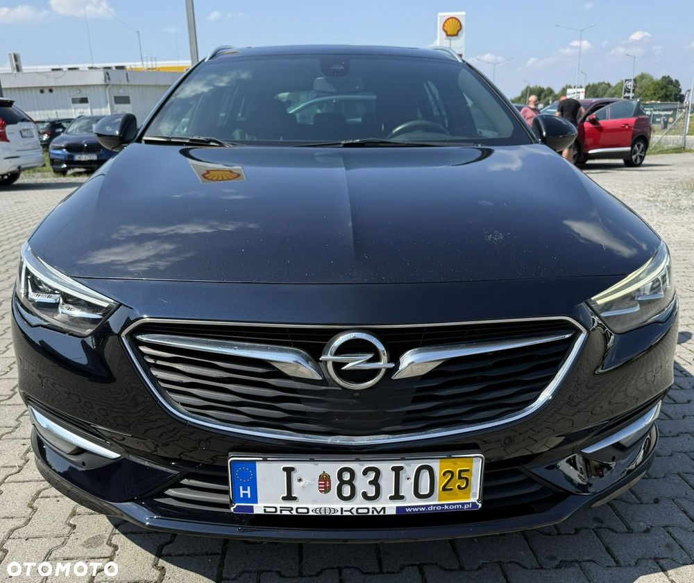 Opel Insignia - 12