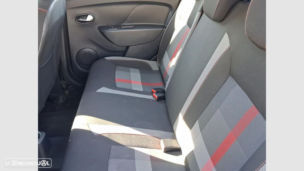 Dacia Sandero 0.9 TCe Stepway - 8