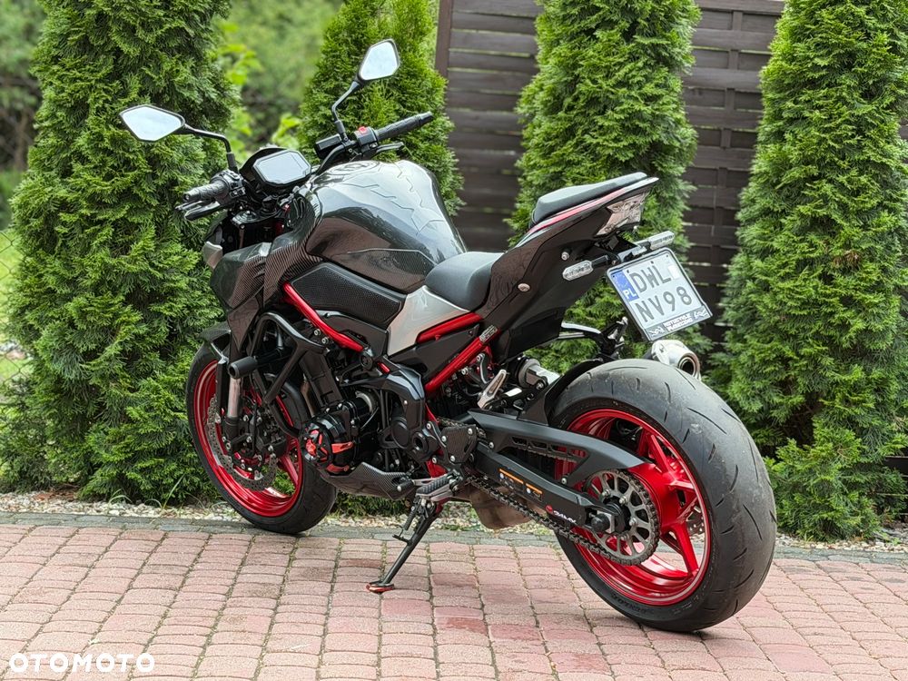 Kawasaki Z 900 - 8