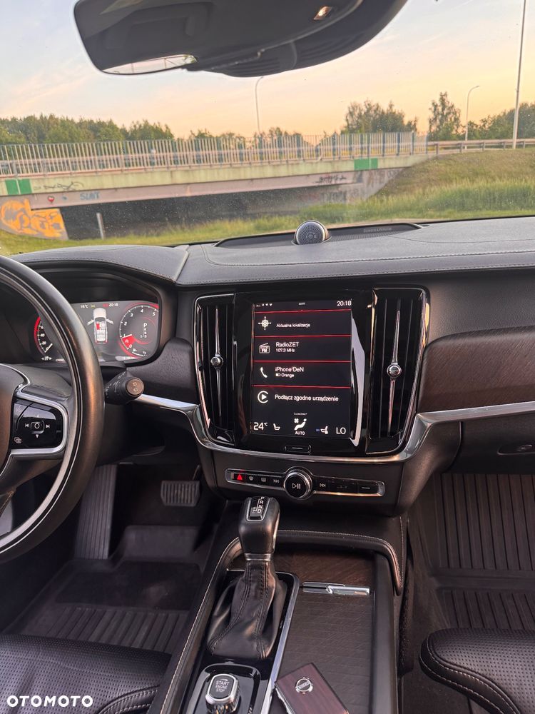 Volvo V90 Cross Country T6 AWD Pro - 26