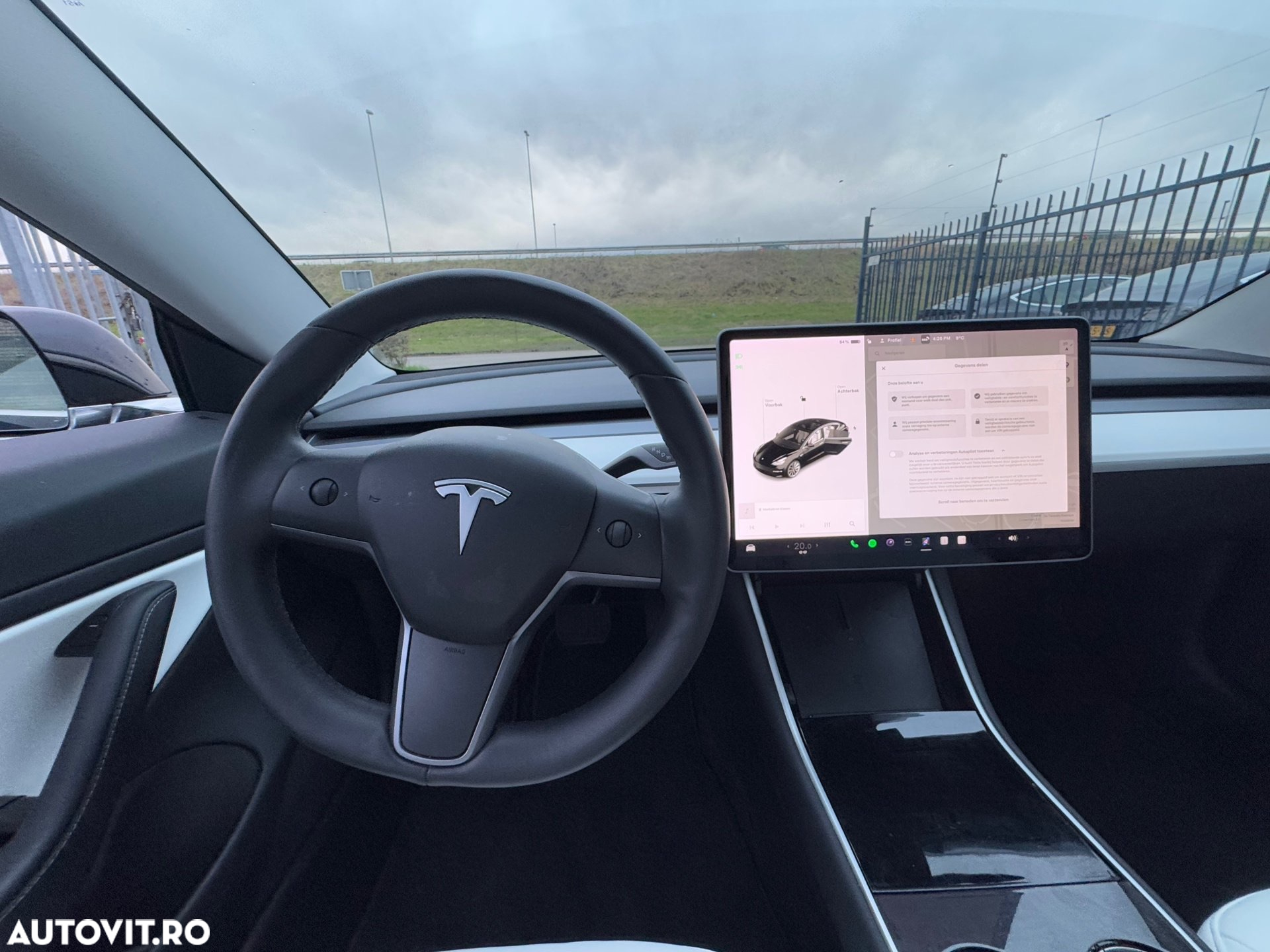 Tesla Model 3 Langstreckenbatterie Allradantrieb Dual Motor - 10