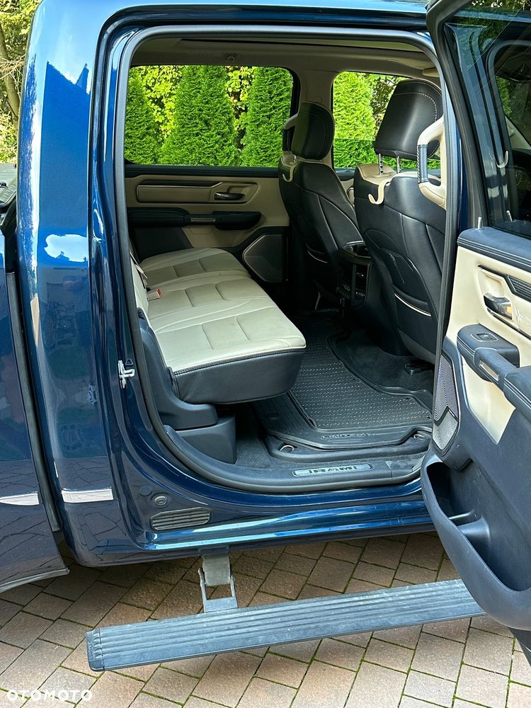 RAM 1500 5.7 Crew Cab Limited - 11