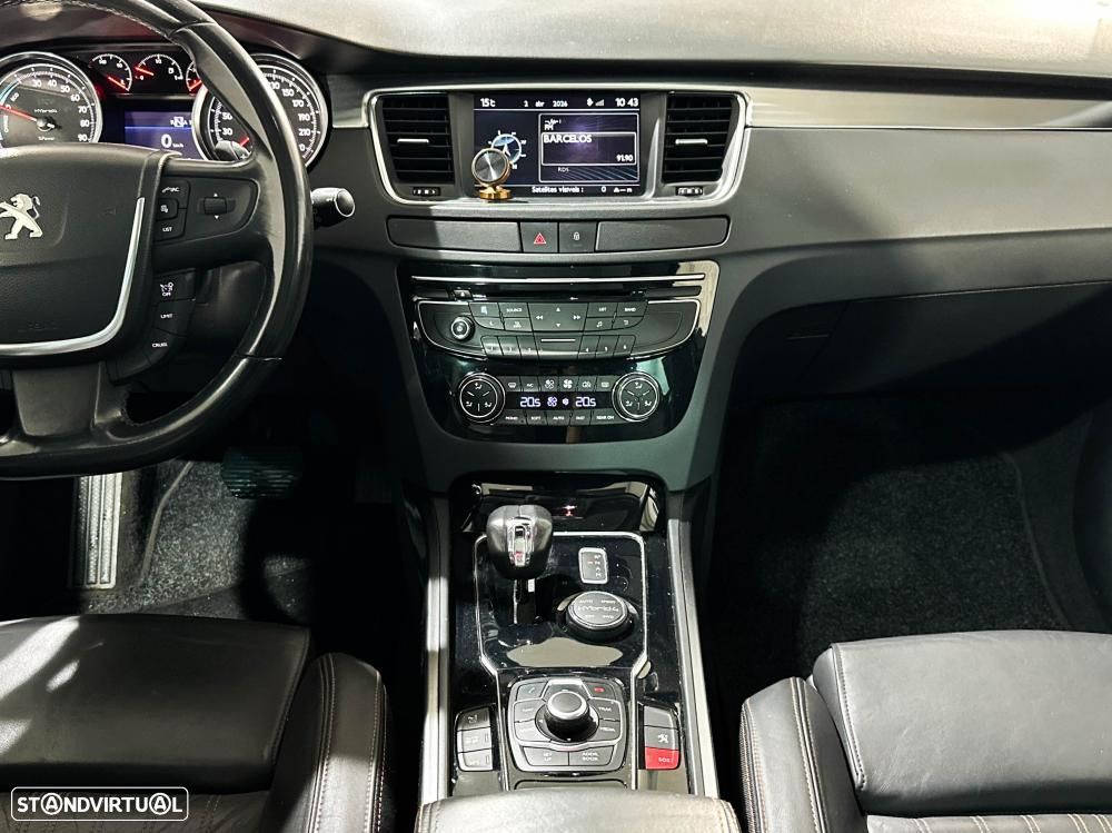 Peugeot 508 RXH 2.0 HDi Hybrid4 2-Tronic 104g - 23