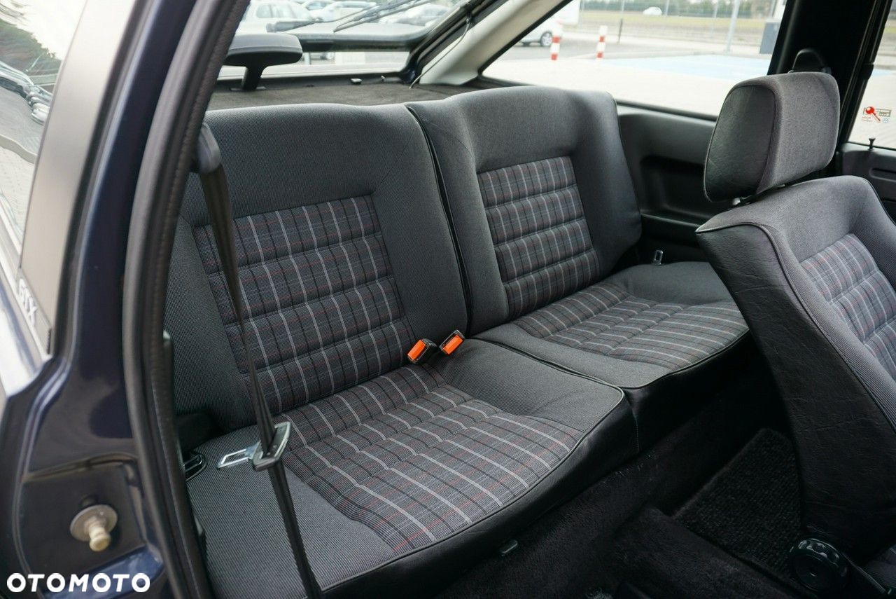 Volkswagen Scirocco - 17