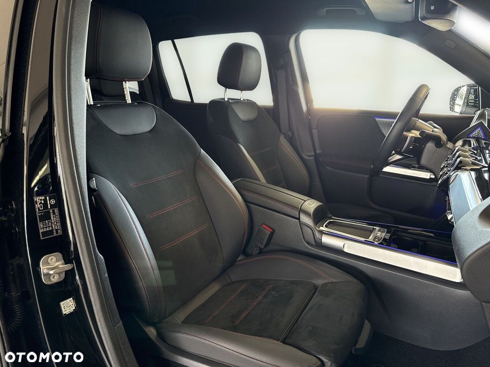 Mercedes-Benz GLB - 19