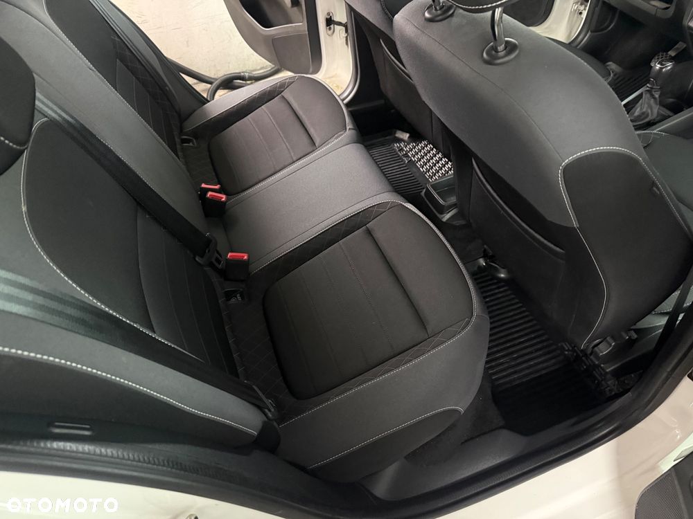 Skoda Fabia 1.0 Ambition - 15