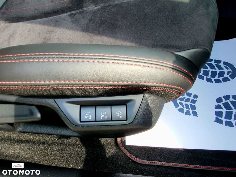 Peugeot 308 - 25